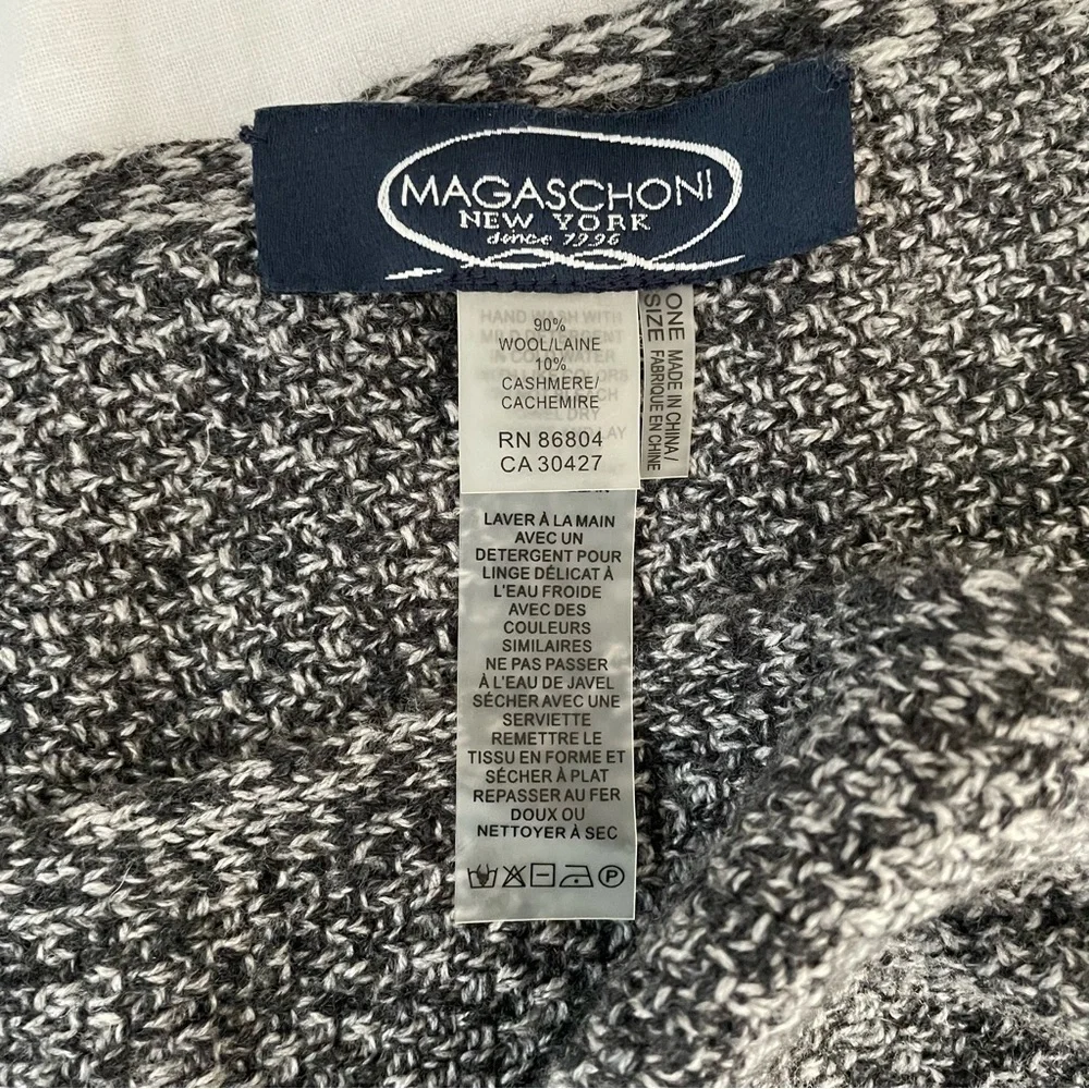 Magaschoni heathered gray black wool cashmere wrap scarf - Picture 3 of 5